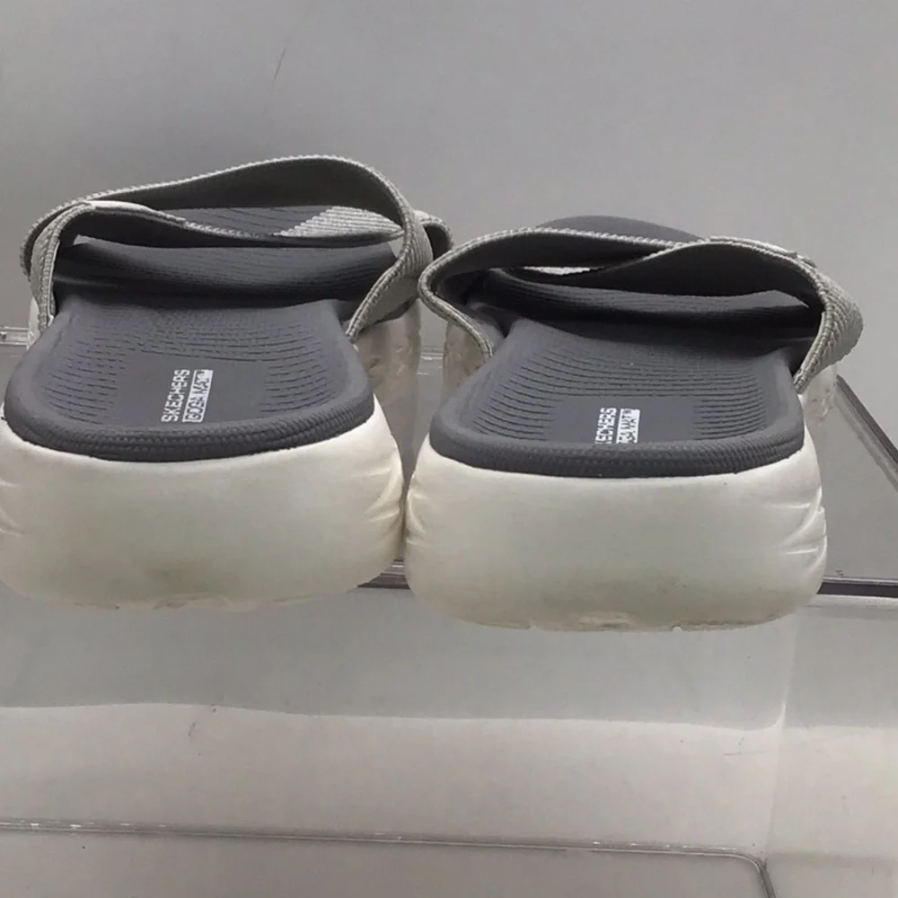 Skechers Goga Mat Gray Stretch Criss Cross Slide On Sandal - Picture 5 of 9